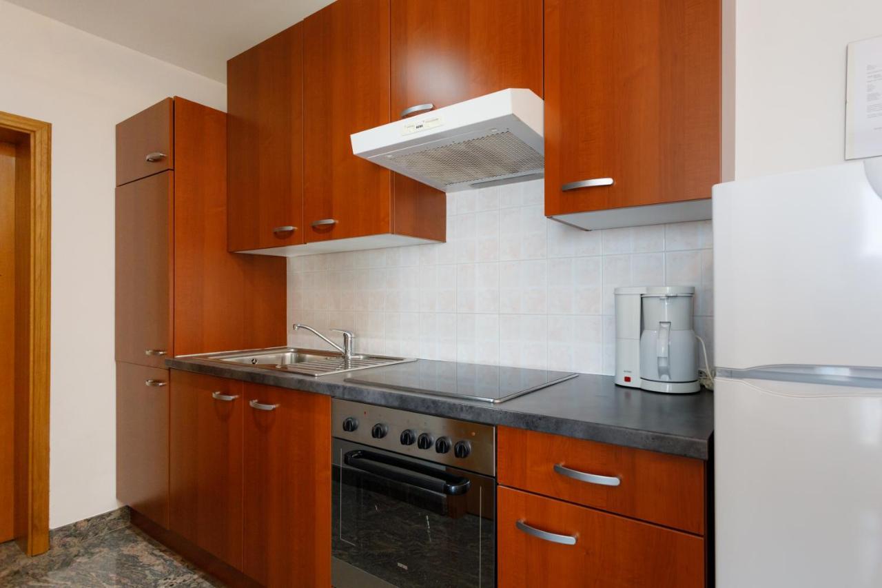 Apartments Lacic 克尔克 外观 照片